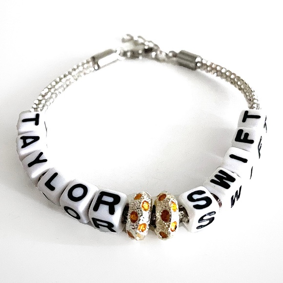 Taylor Swift Beaded Bracelet - Picture 2 of 3